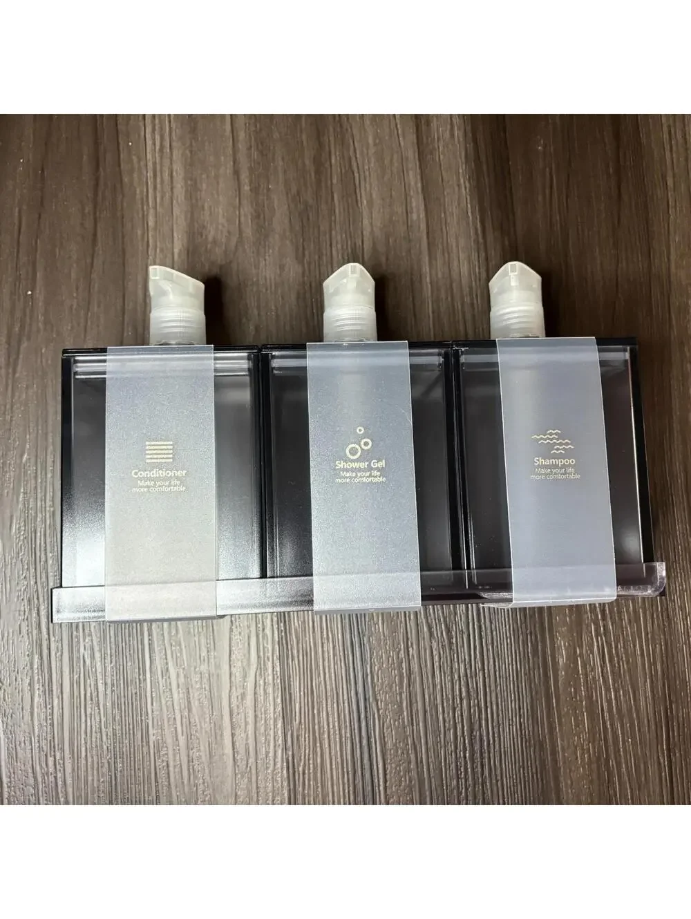 3 Piece Liquid Bottle Set Refillable Shampoo Conditioner Bottles Dispenser